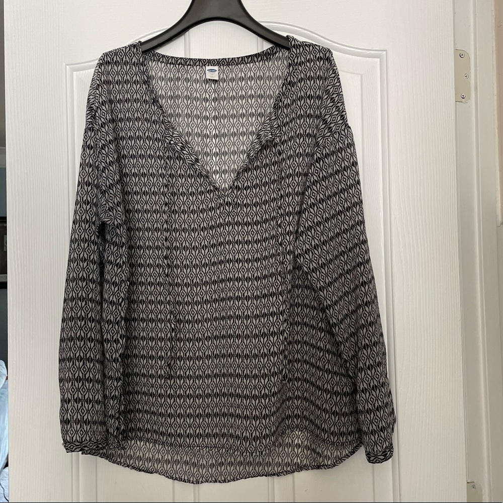 Women’s long-sleeve sheer blouse